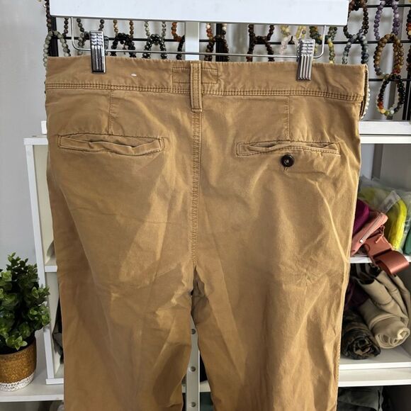 American Eagle Outfitters Tan Chinos Classic Style 30x34 original straight - Picture 6 of 8